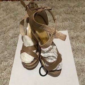 Aldo Glicher Sexy high wedge beige size 10